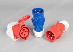 4 pole 32A plug